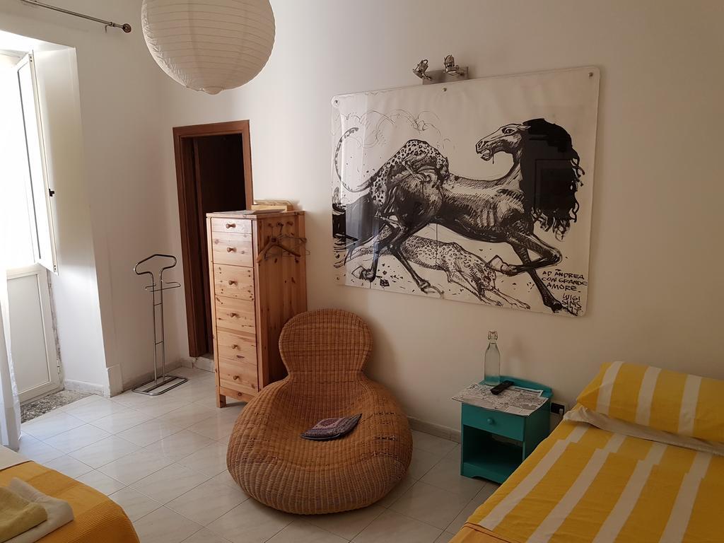 Buonanotte & Buongiorno Guesthouse Neapel Exteriör bild